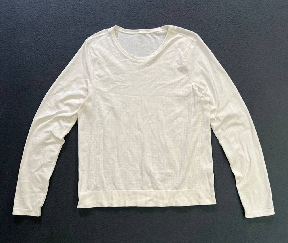 Athleta Momentum Top Long Sleeve Seamless Workout Shirt Size M A010809